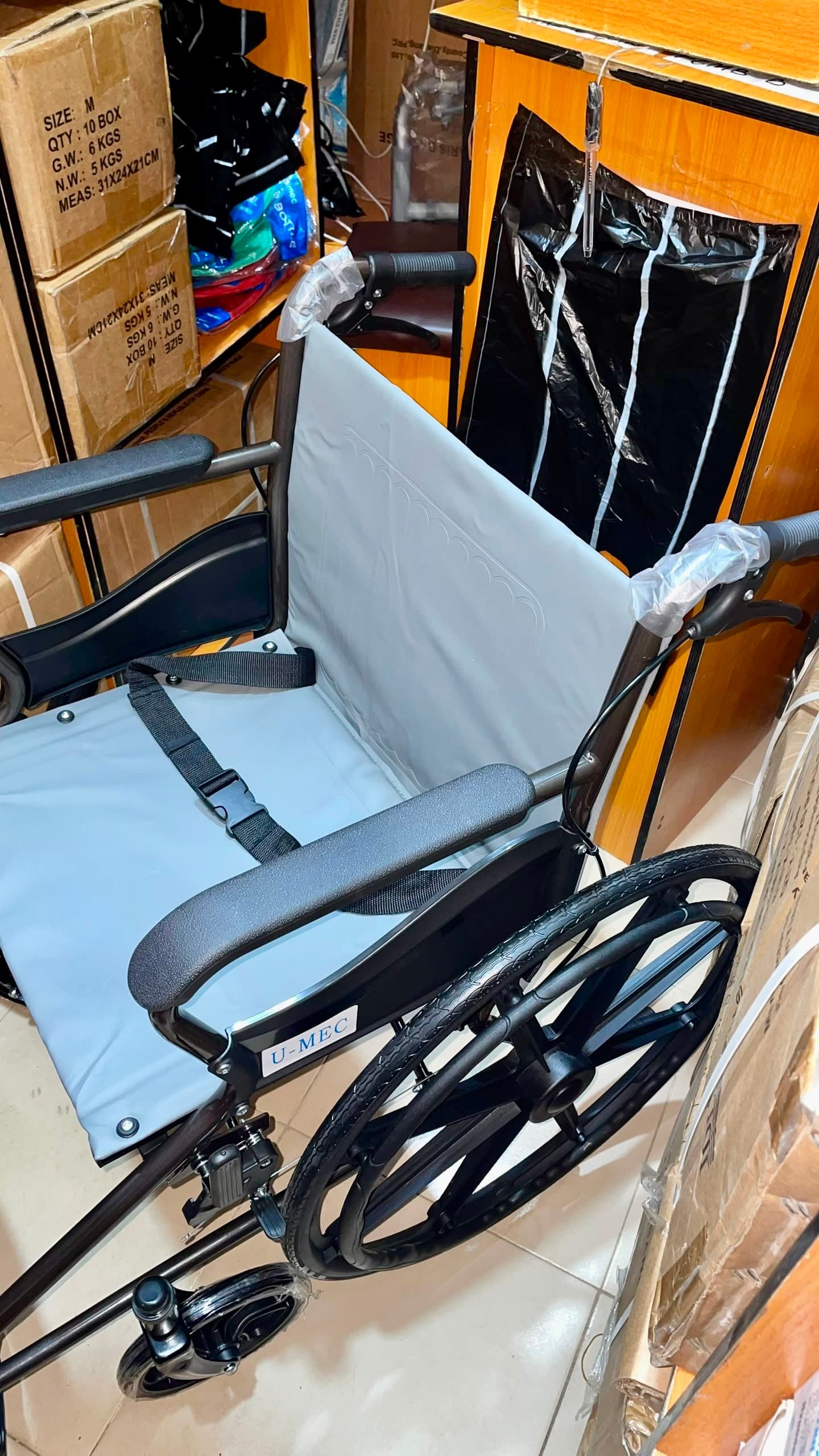 U-MEC Foldable Standard Manual Wheelchair